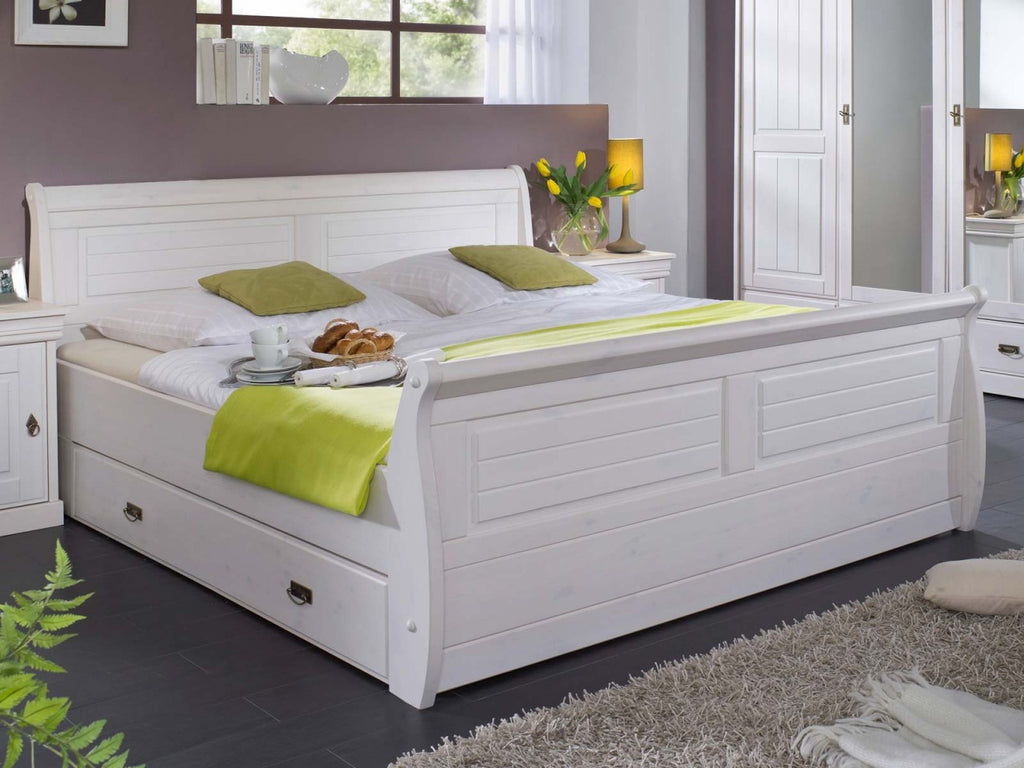 Schlafzimmer Set Napoli 5-türiger Kleiderschrank Bett 180x200 u. 2 Nachtkonsolen Pinie Nordica weiss Absetzung weiss gewachst