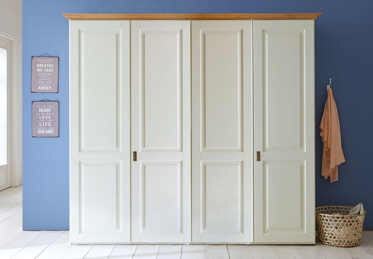 Kleiderschrank Dreams 2/3/4/5/6-türig, Höhe 228 cm, mit Holztüren, Absetzung Wildeiche Breite 213 cm