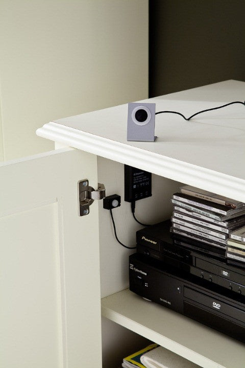 TV-Lowboard Padua – Massivholz Pinie Nordica, 153×68,5×43 cm