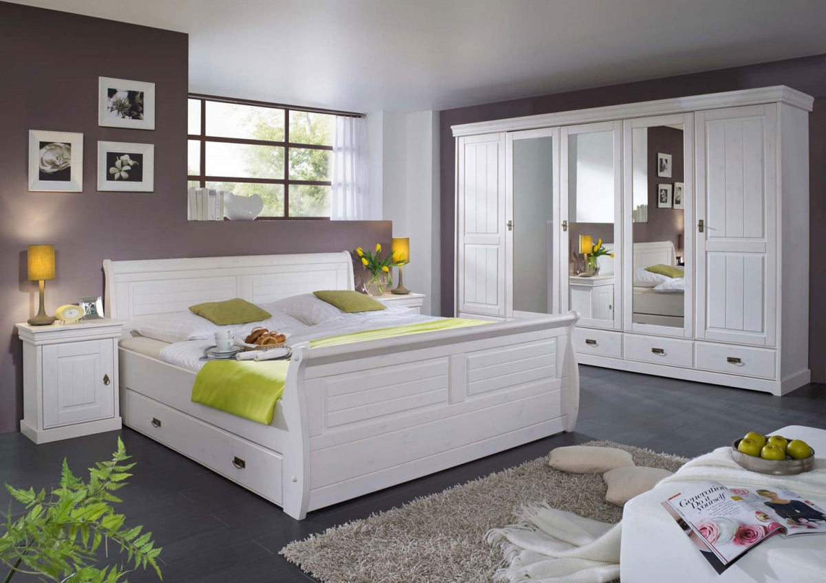 Schlafzimmer Set Napoli 5-türiger Kleiderschrank Bett 180x200 u. 2 Nachtkonsolen Pinie Nordica weiss Absetzung weiss gewachst