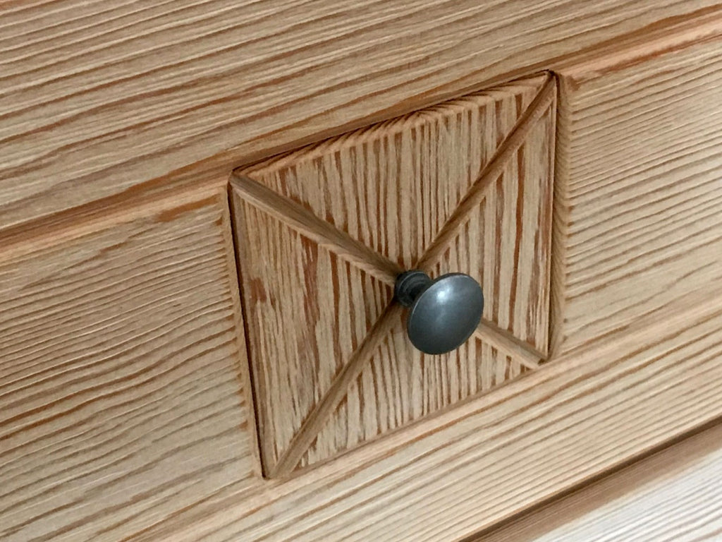 TV Lowboard TV Schrank Vienna mit 2 Schubladen und 2 offenen Fächern, Pinie massiv Pinie natur gebürstet